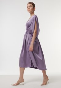 Leem MARKED WAIST DRAPE - Robe de soirée - purple