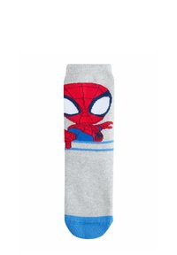 Calcetín gris con un diseño de Spiderman en la parte frontal, con acentos rojos y azules y una puntera azul. Fabricado con un material suave y flexible.