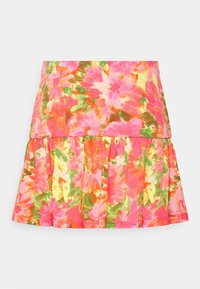 Minifalda floral en tonos rosas, amarillos y verdes, con cintura entallada y diseño con pliegues, fabricada en tejido ligero.