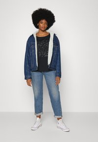 Esprit BOXY  - Camisola de manga comprida - black