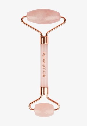 Brushworks BRUSHWORKS BRAZILIAN ROSE QUARTZ STONE ROLLER - Gesichtspflege Zubehör - pink