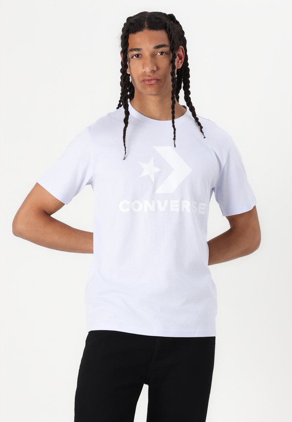 STANDARD FIT CENTER FRONT LOGO STAR TEE - Print T-shirt2