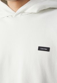 Calvin Klein Luvtröja - off-white