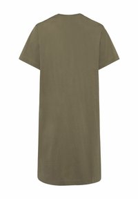Oliwkowa sukienka t-shirt z krótkim rękawem, okrągłym dekoltem, gładką fakturą i sylwetką w kształcie litery A. Brak wzorów i dodatkowych detali.