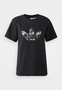 - T-shirt z nadrukiem