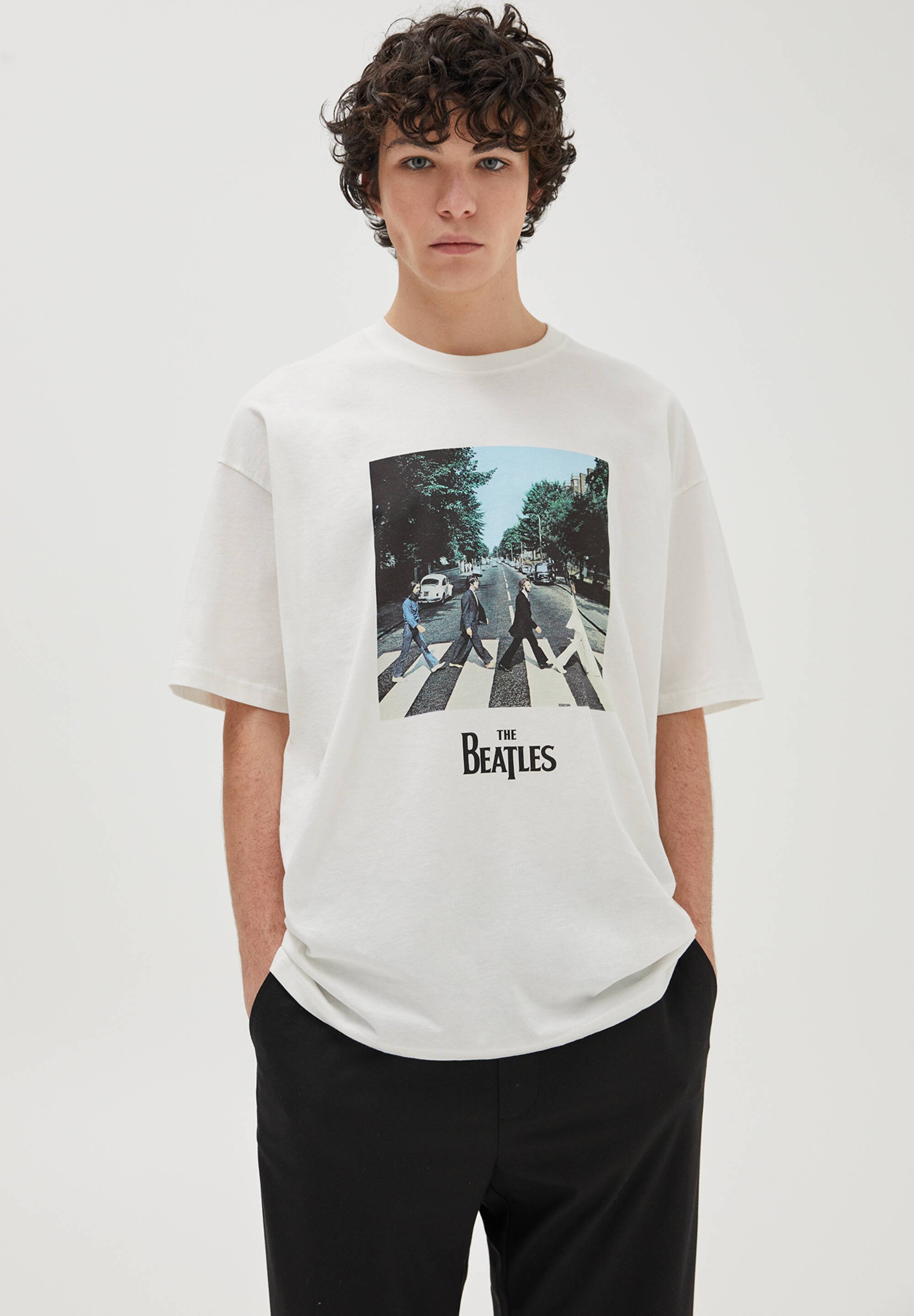 pull and bear beatles t shirt
