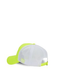 Casquette jaune fluo avec un dos en maille blanche. Présente une visière courbée et une sangle ajustable. Détail du logo sur le côté embossé en blanc.