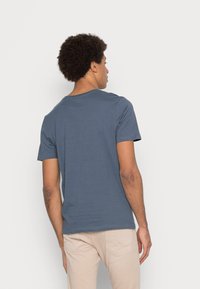 Jack & Jones JJE TEE  O-NECK  - T-shirt básica - grisaille