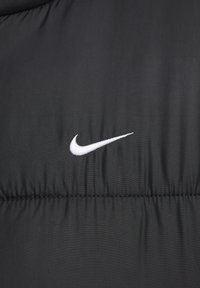 Atlasīts, black white