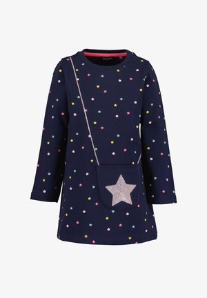 Granatowa sukienka z długimi rękawami, z kolorowym wzorem gwiazd. Zawiera małą przednią kieszonkę w kształcie gwiazdy z teksturalnym wzorem.