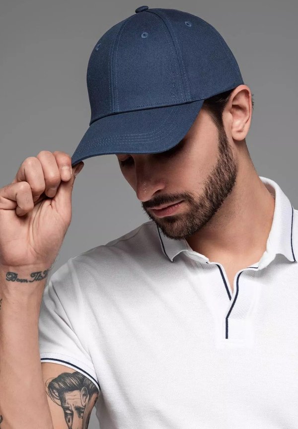 BASEBALL WITH DECORATIVE EMBROIDERY - Cap