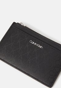 Calvin Klein MUST CARDHOLDER ZIPPER - Novčanik - classic black