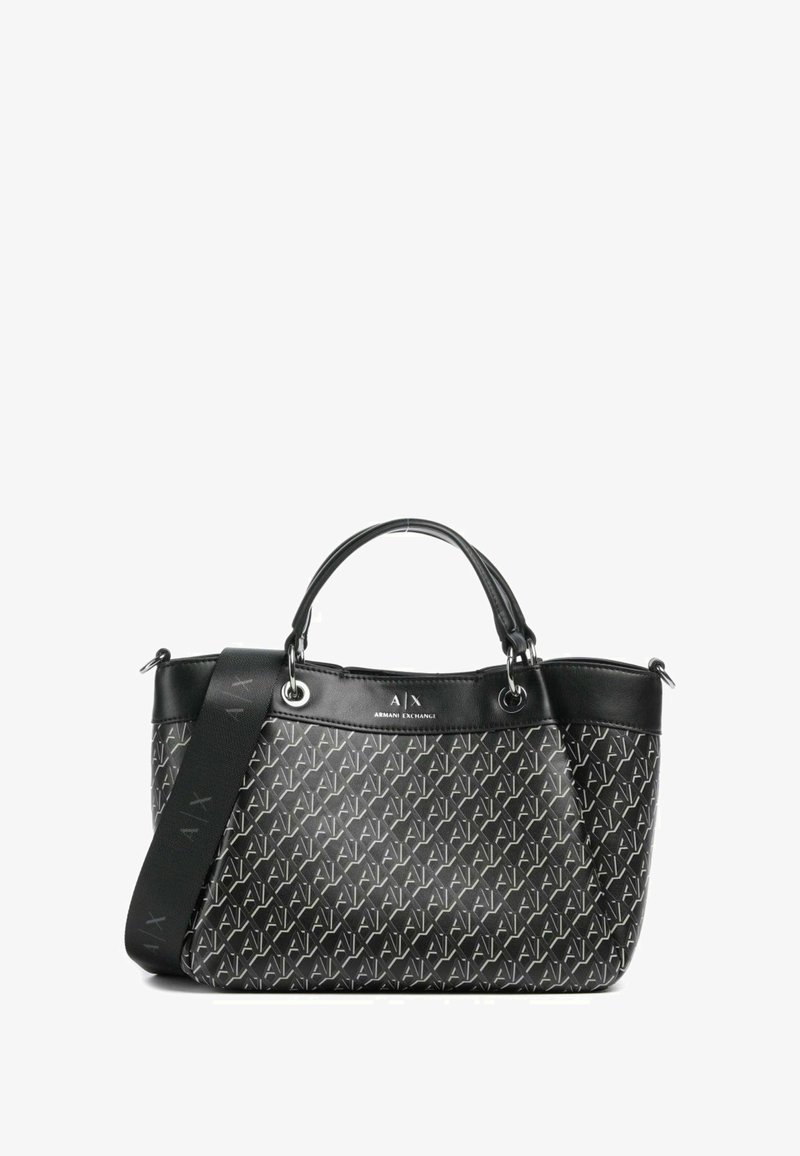 Borsa tote nera con un motivo logo distintivo. Presenta doppie maniglie superiori e una tracolla staccabile. Finitura liscia e testurizzata, hardware in argento.