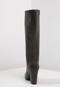 KIOMI Botas - grey