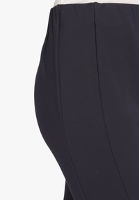 Masai PABA - Tygbyxor - navy