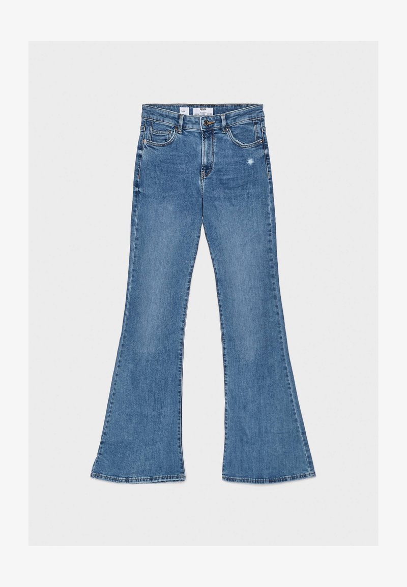 Bershka Mit Schlag Flared Jeans Blue Denim Zalando De