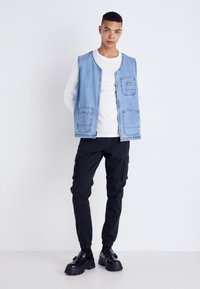 Only & Sons ONSCAM STAGE BELT PANT LIFE - Kapsáče - black