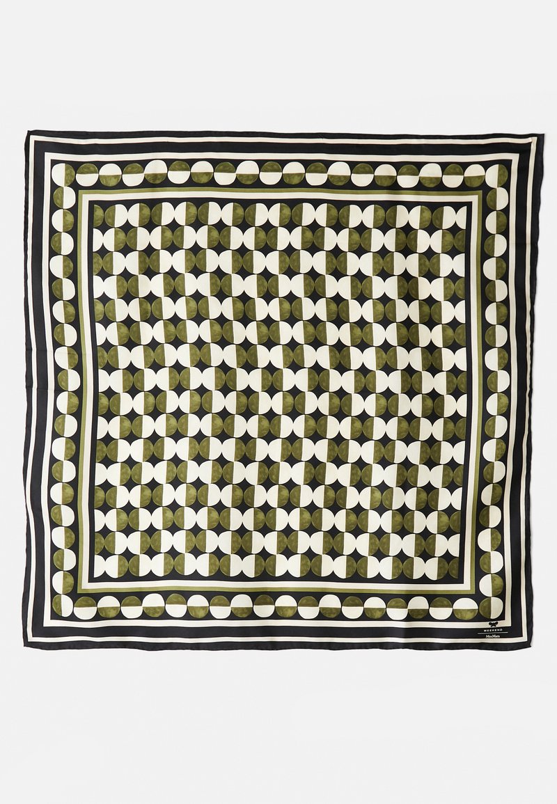 Mønstret tørklæde i grøn og hvid med et abstrakt design. Har en sort og hvid kant med geometriske former. Silkemateriale.