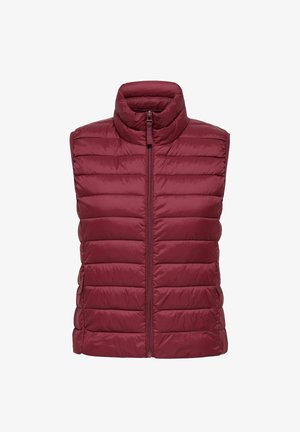 Gilet trapuntato bordeaux con colletto alto, texture a righe verticali, zip frontale e tasche laterali. Design leggero e isolato.