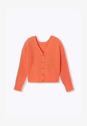 Cardigan à manches courtes et col en V en maille côtelée de couleur orange vif, avec cinq boutons en bois sur le devant et des poignets épais.