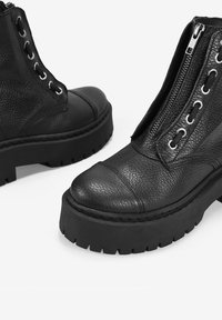 Bosanova Botines con plataforma - black