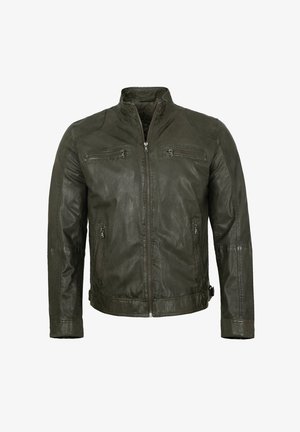 Dunkelgrüne Lederjacke mit Stehkragen, zwei aufgesetzten Reißverschlusstaschen auf der Brust und einer glatten, strukturierten Oberfläche. Verfügt über seitliche Eingrifftaschen.
