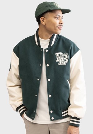 Redefined Rebel TIM JACKET BOXY FIT - Bomber bunda - rain forest