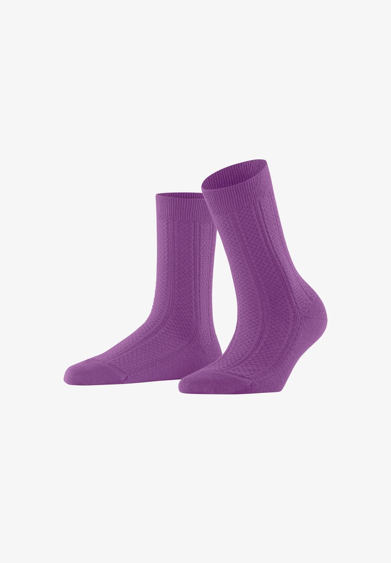 Lila Baumwollsocken mit gerippter Textur, verstärkter Zehen- und Fersenpartie sowie einem glatten Bündchen für hohen Tragekomfort in klassischer Knöchellänge.