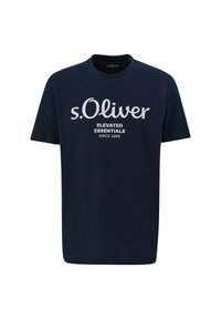 Mørkeblå bomulds T-shirt med rund halsudskæring, korte ærmer og et frontgrafiktekst "s.Oliver ELEVATED ESSENTIALS SINCE 1969" i hvid.