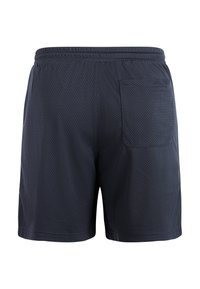 Pantalones cortos deportivos de malla en azul marino para hombre, con textura transpirable, cintura elástica y un solo bolsillo trasero.