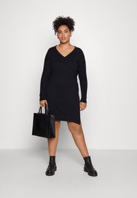 ONLY Carmakoma IBI L S  - Sarafanas - black