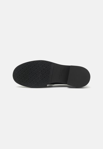 Stuart Weitzman GRAYSON LOAFER - Obuća za navlačenje - black