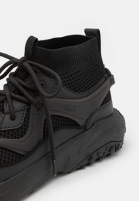 HUGO GO1ST - Športni copati - black