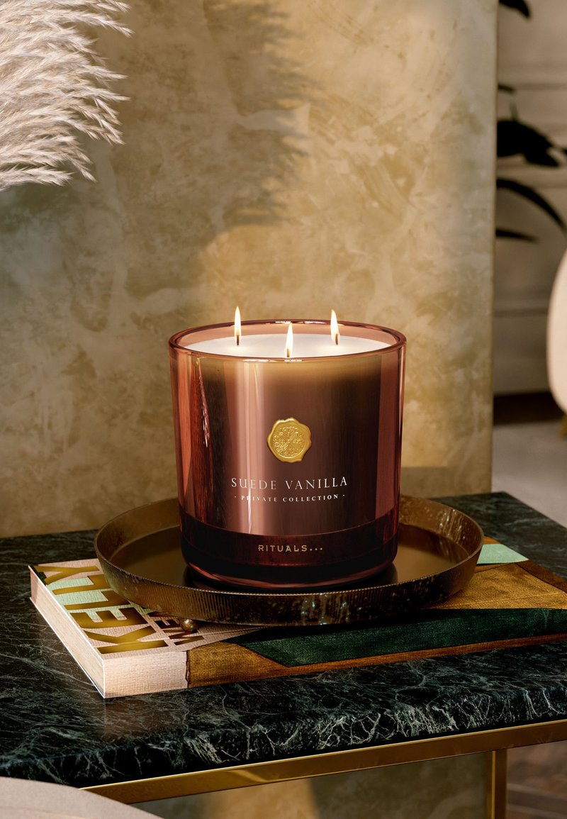 Rituals SUEDE VANILLA XL SCENTED CANDLE - Duftkerze