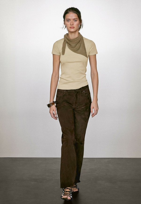 SHORT SLEEVE - Basic T-shirt - BEIGE