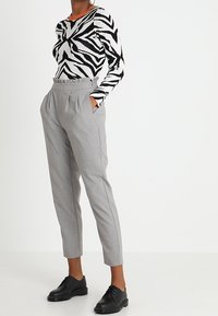 ONLY Kalhoty - mottled light grey