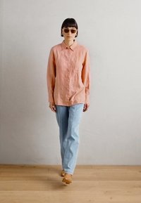 Thumbnail Image 2