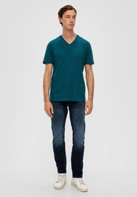 s.Oliver Basic T-shirt - petrol