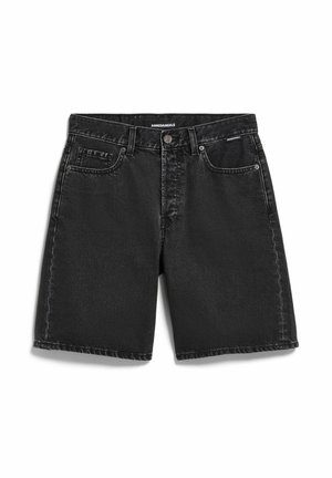 Zwarte denim shorts met knoop aan de voorkant, riemlussen en vijf zakken, plat gelegd op een witte achtergrond.