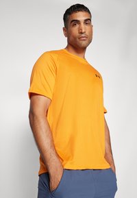 Under Armour TECH 2.0 - Sports T-shirt - atomic/black