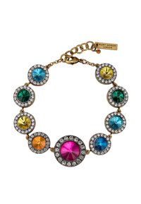 Bracciale dorato con otto gemme rotonde multicolori montate su basi con cristalli trasparenti circostanti e chiusura a moschettone.
