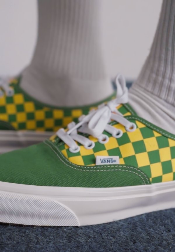 LX AUTHENTIC 44 UNISEX - Trainers - fairway4