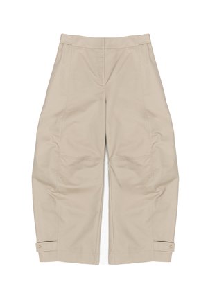 Béžové nohavice s voľným strihom, s prednými švami, manžetami na členkoch s gombíkmi a hladkým, ľahkým textilným povrchom.