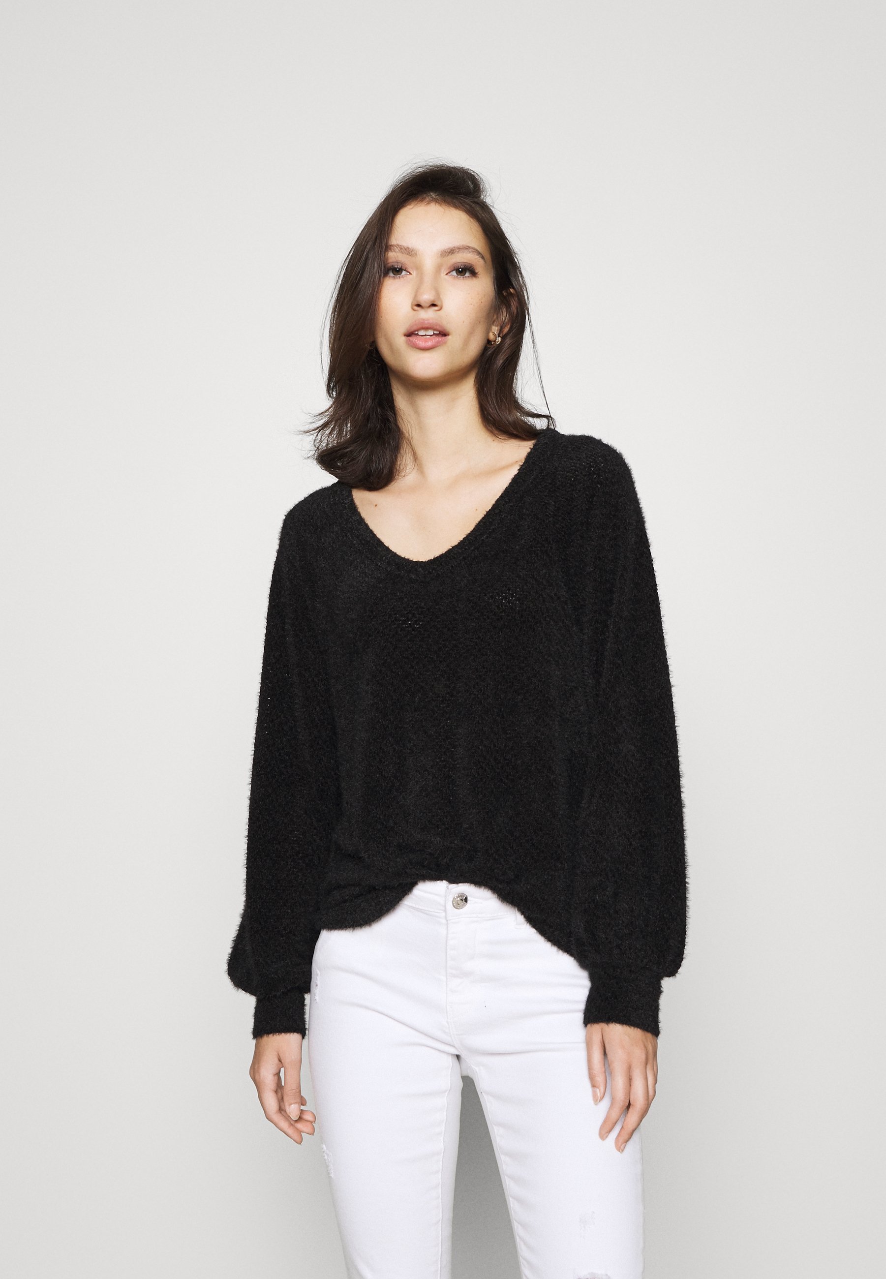 hollister black sweater