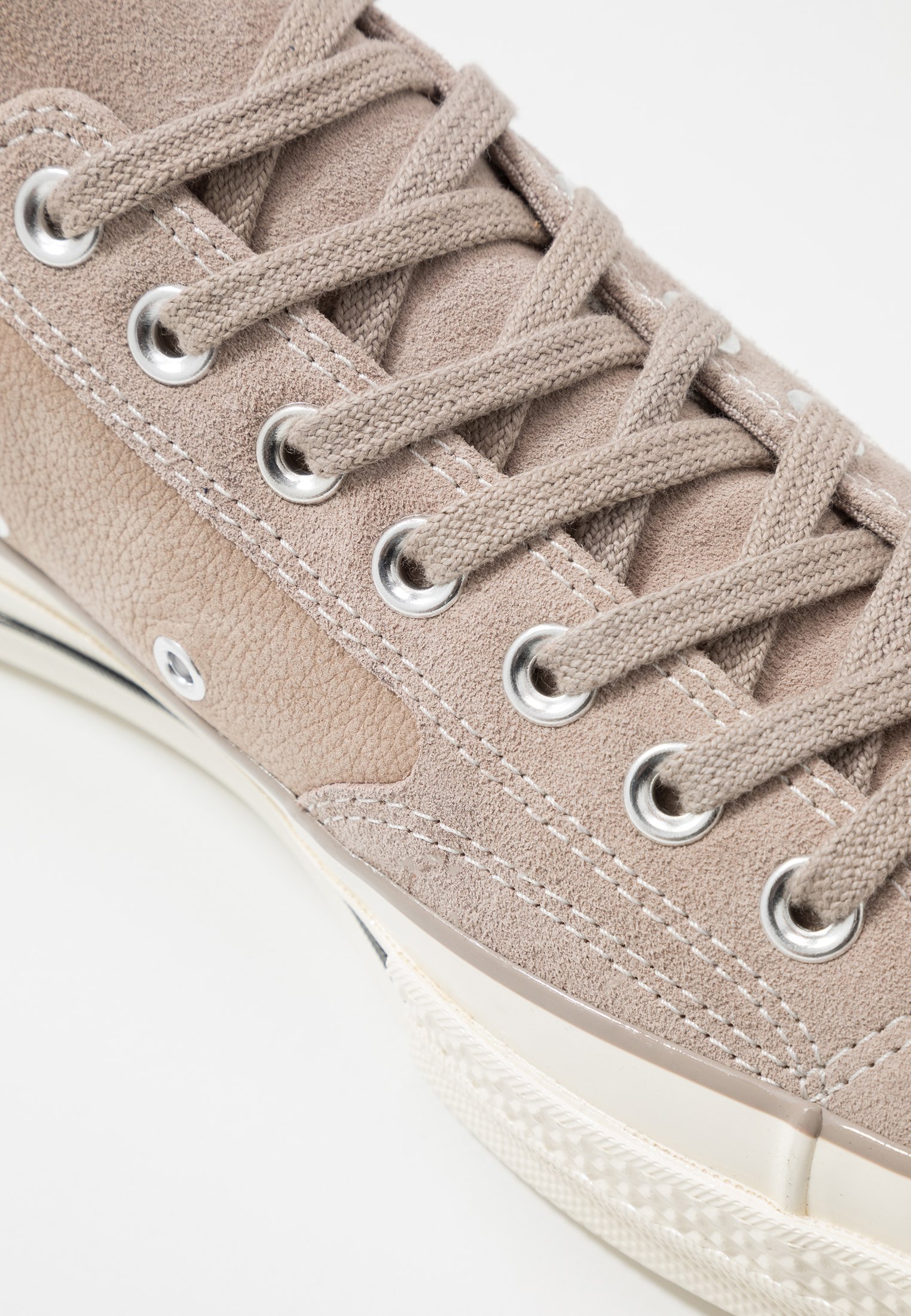 converse marron clair