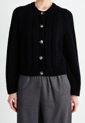 Vest - black