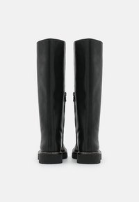 Madewell Kozaki