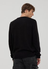 Terranova PACK 2 GIROCOLLO TINTA UNITA - Maglione - 1x Black, 1x White