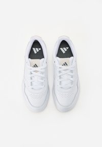 adidas Golf RETROCROSS 25 SPIKELESS - Sneakers - white