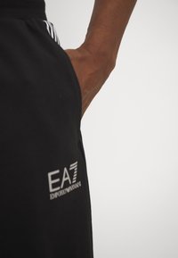 EA7 Emporio Armani Tracksuit bottoms - nero